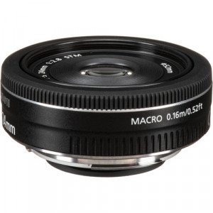 لنز کانن EF-S 24mm f/2.8 STM